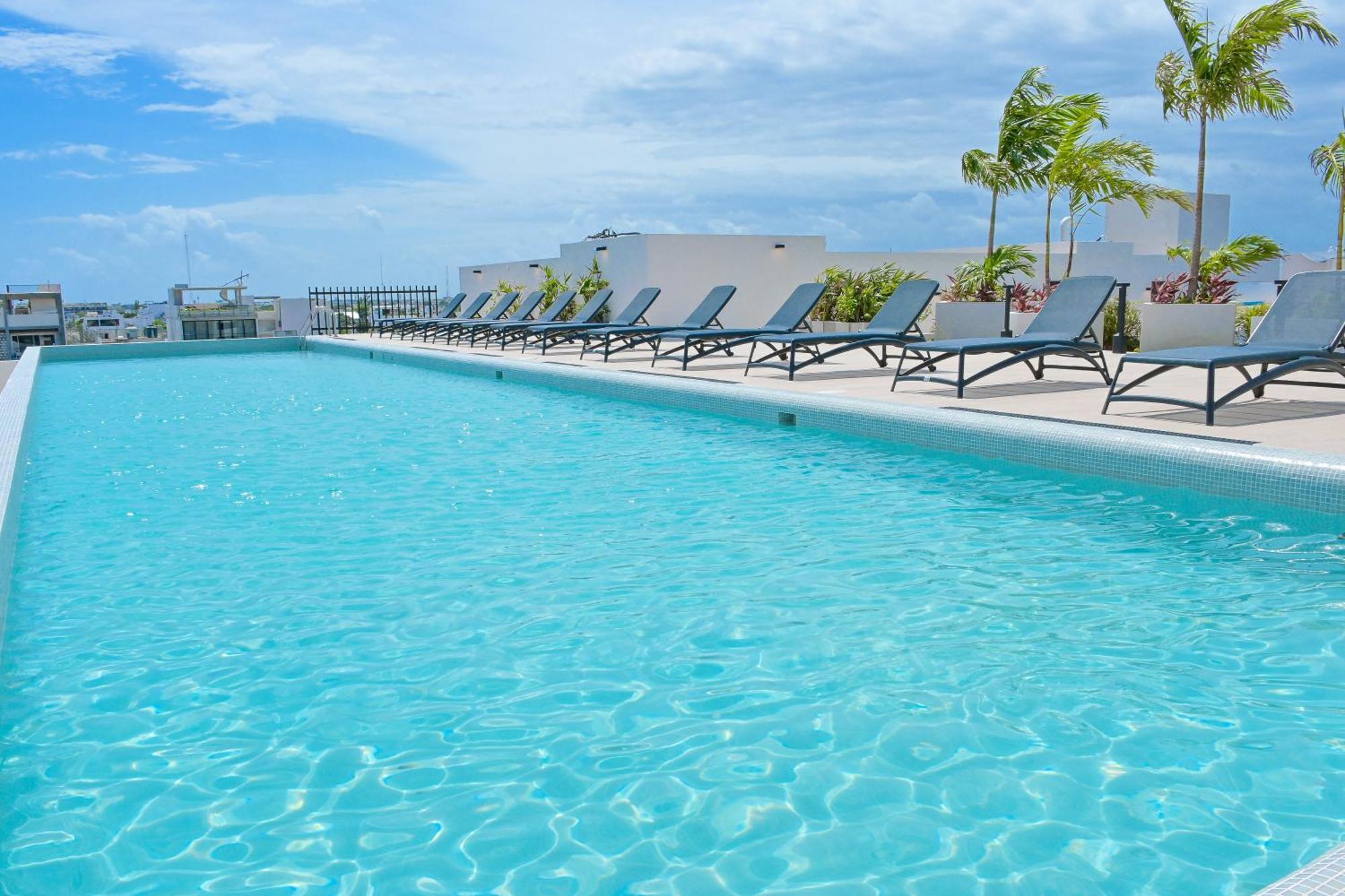 Apartamento Urban Towers Playa Del Carmen Exterior foto